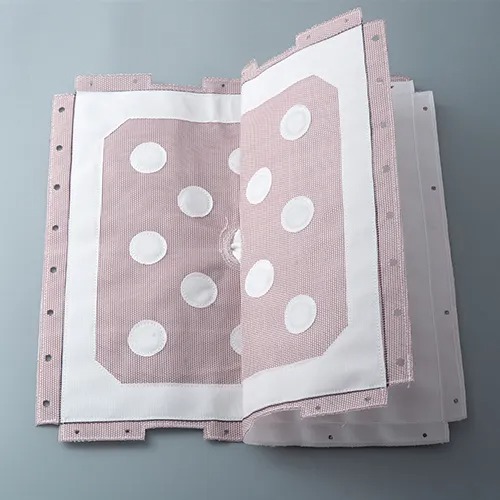 Finished filter cloth with feed opening and fixing details